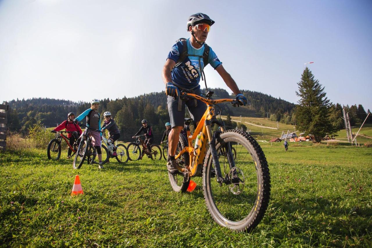 Métabief Place Royale Pour 10 A 12 Personnes A 30 Met Des Pistes De Ski Et Vtt מראה חיצוני תמונה
